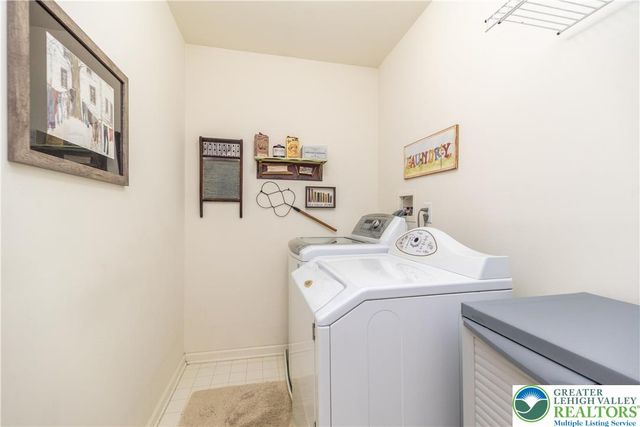 228 Merion Lane, Easton, PA 18042