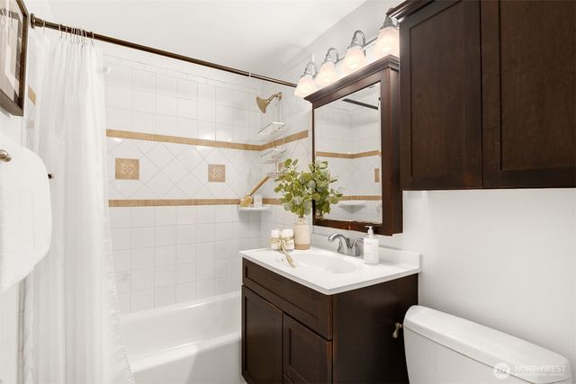 14021 27th Avenue NE, Seattle, WA 98125