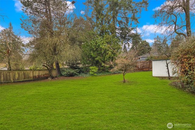 14021 27th Avenue NE, Seattle, WA 98125