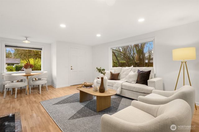 14021 27th Avenue NE, Seattle, WA 98125