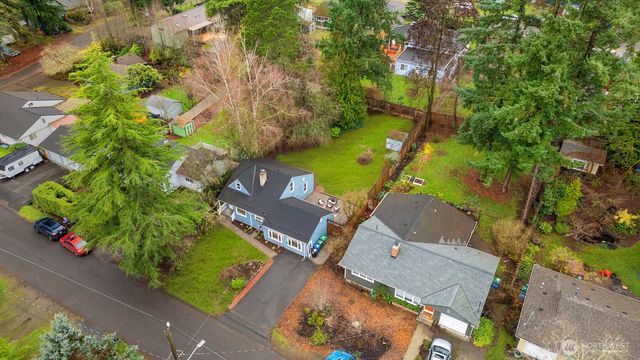 14021 27th Avenue NE, Seattle, WA 98125