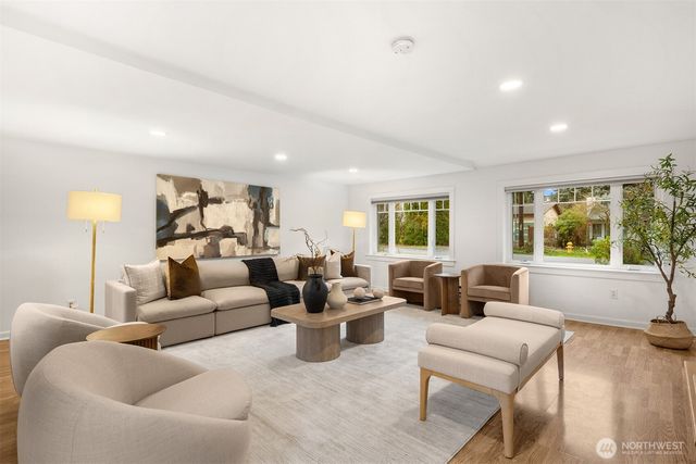 14021 27th Avenue NE, Seattle, WA 98125