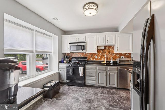 2102 ELBERTA LN, Marlton, NJ 08053