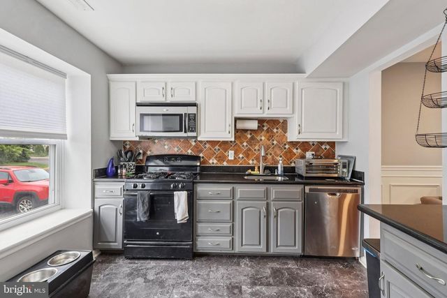 2102 ELBERTA LN, Marlton, NJ 08053