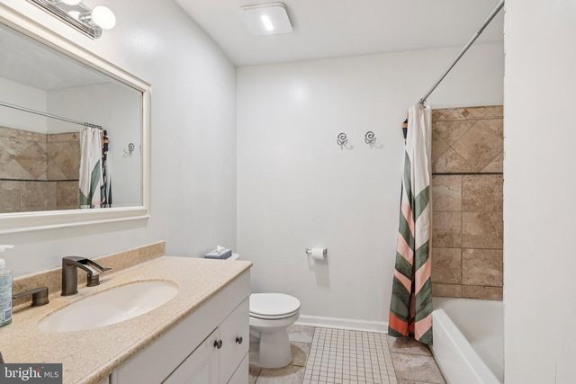 2102 ELBERTA LN, Marlton, NJ 08053