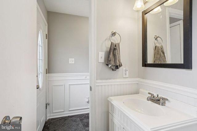 2102 ELBERTA LN, Marlton, NJ 08053