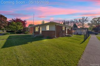 8610 N Evangeline Street, Dearborn Heights, MI 48127