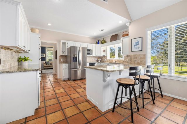 3265 S Barrington Road, Fayetteville, AR 72704