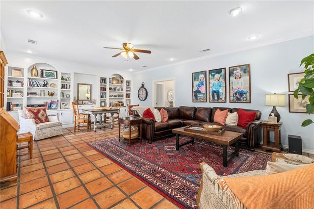 3265 S Barrington Road, Fayetteville, AR 72704