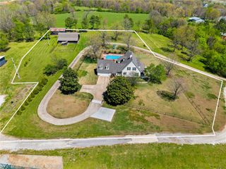 3265 S Barrington Road, Fayetteville, AR 72704