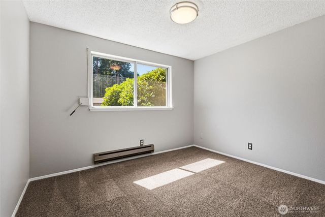 802 Oakcrest Drive SE, Lacey, WA 98503