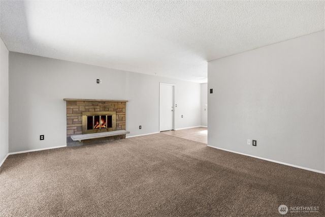 802 Oakcrest Drive SE, Lacey, WA 98503