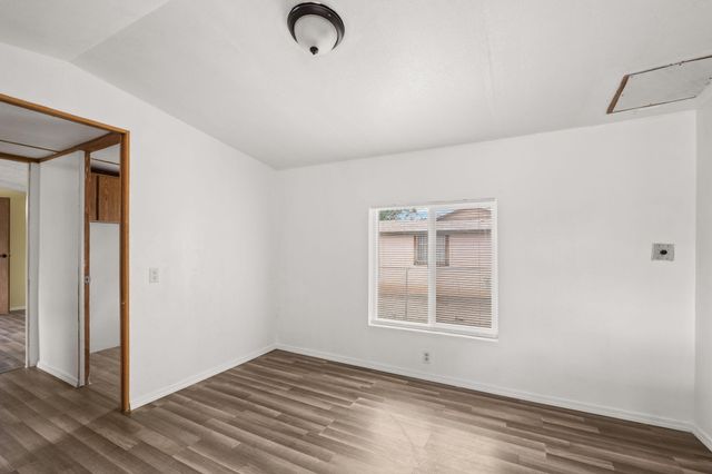 714 CITY VIEW Drive SW, Albuquerque, NM 87105