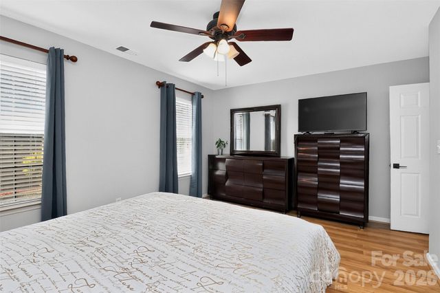 5906 Country Walk Drive, Charlotte, NC 28212