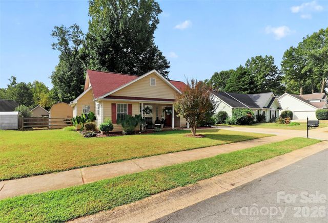 5906 Country Walk Drive, Charlotte, NC 28212
