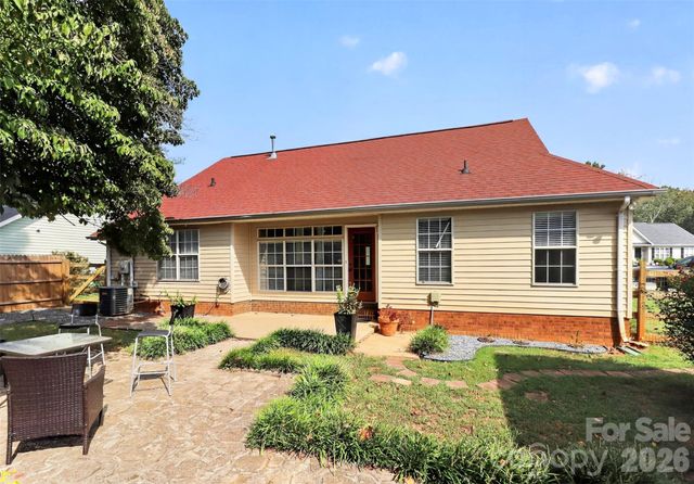5906 Country Walk Drive, Charlotte, NC 28212