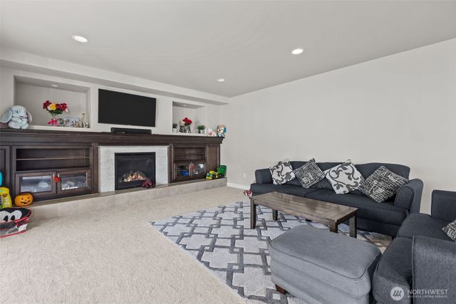 12806 173rd Street Ct E, Puyallup, WA 98374