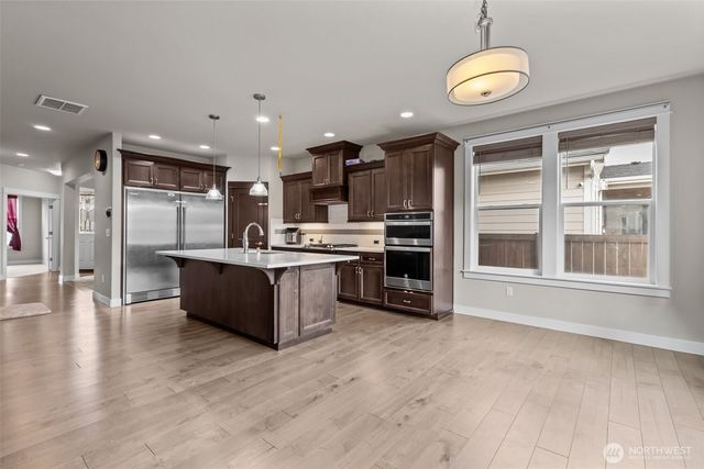12806 173rd Street Ct E, Puyallup, WA 98374
