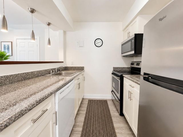 3226 NE 12TH Street 2, Pompano Beach, FL 33062
