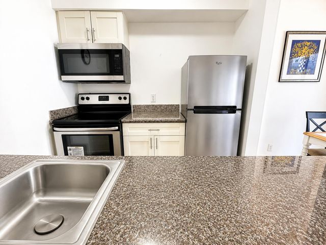 3226 NE 12TH Street 2, Pompano Beach, FL 33062