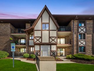 10512 Ridge Cove Drive 11C, Chicago Ridge, IL 60415
