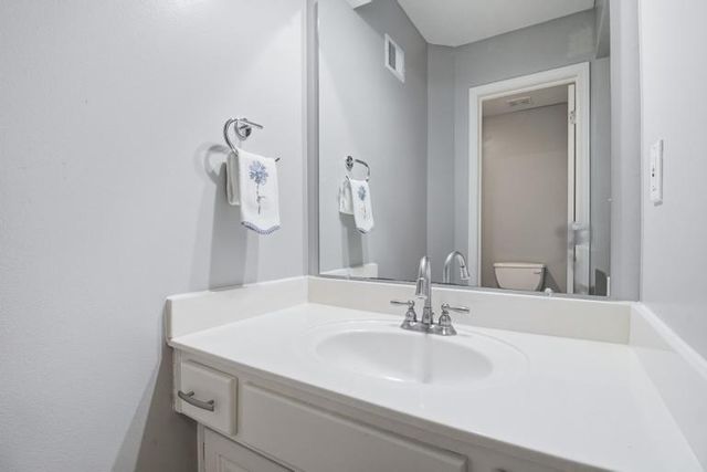 11306 W 142nd Terrace, Overland Park, KS 66221