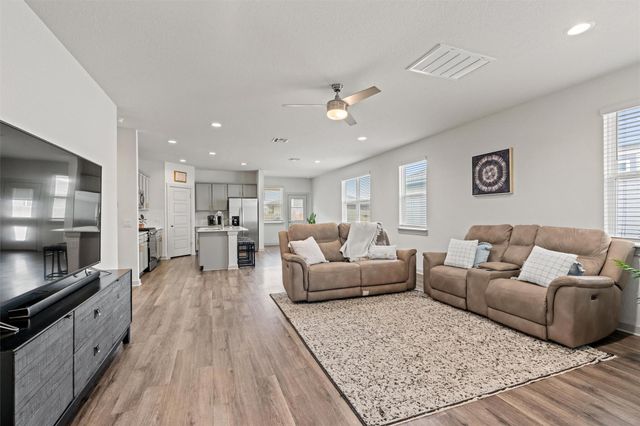 121 Tequilana PASS, Leander, TX 78641