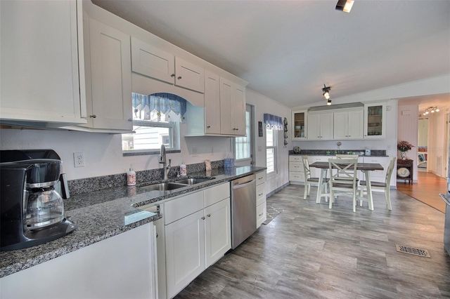 117 HERON CT, Ellenton, FL 34222