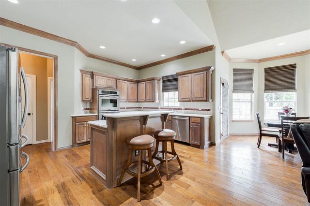 13909 Plantation Way, Edmond, OK 73013