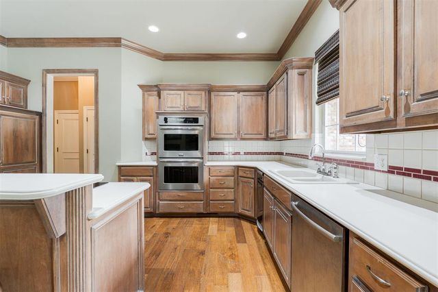 13909 Plantation Way, Edmond, OK 73013