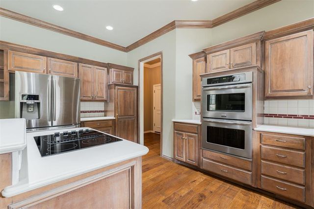 13909 Plantation Way, Edmond, OK 73013