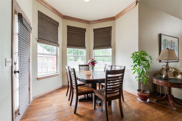 13909 Plantation Way, Edmond, OK 73013