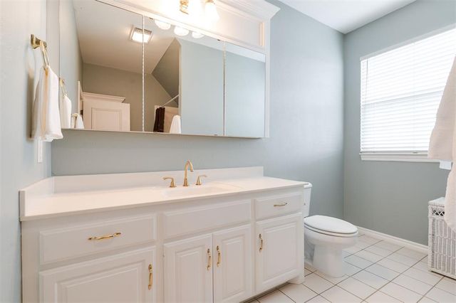 13909 Plantation Way, Edmond, OK 73013