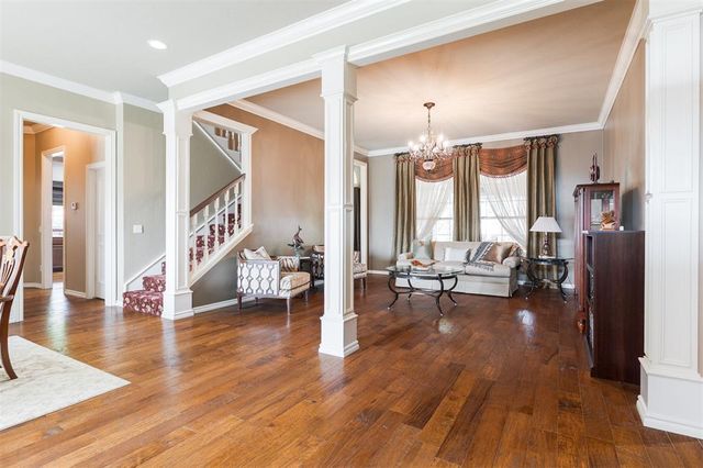 13909 Plantation Way, Edmond, OK 73013