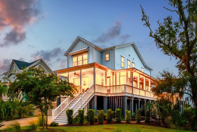 1538 Menhaden Lane, Mount Pleasant, SC 29466