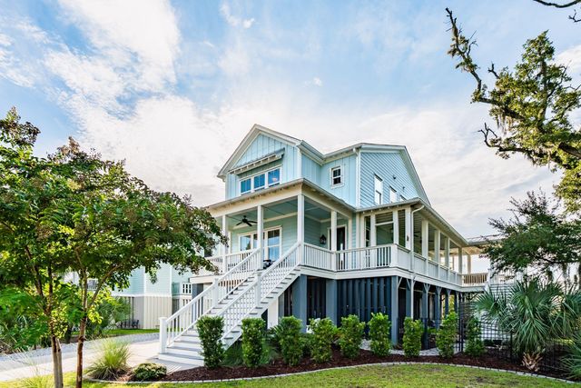 1538 Menhaden Lane, Mount Pleasant, SC 29466