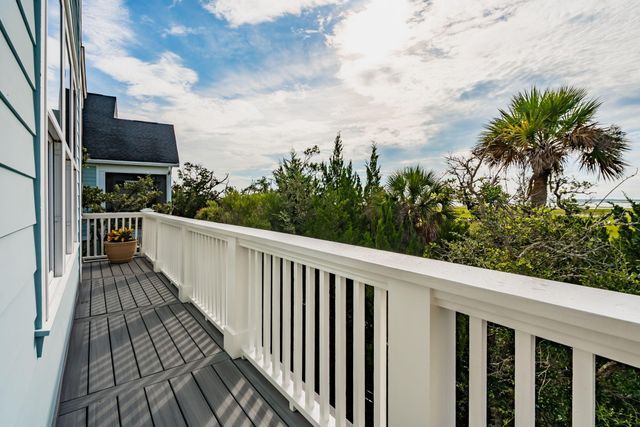1538 Menhaden Lane, Mount Pleasant, SC 29466