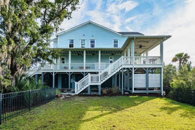 1538 Menhaden Lane, Mount Pleasant, SC 29466