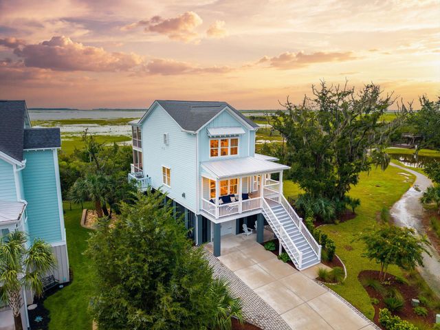 1538 Menhaden Lane, Mount Pleasant, SC 29466