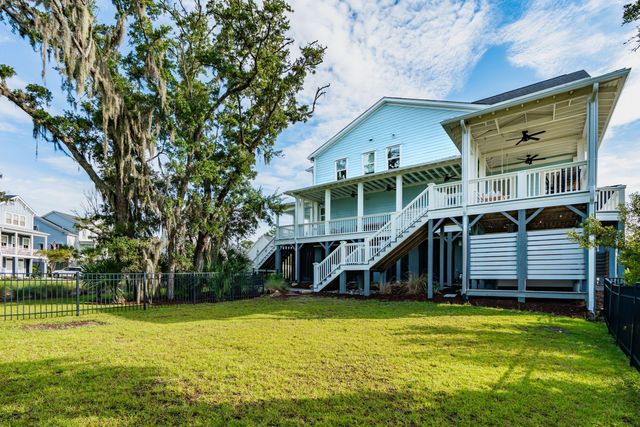 1538 Menhaden Lane, Mount Pleasant, SC 29466