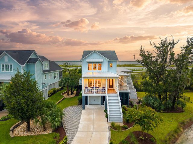 1538 Menhaden Lane, Mount Pleasant, SC 29466