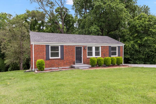 304 Lallemand Ct, Nashville, TN 37211