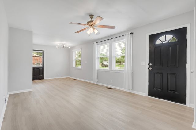304 Lallemand Ct, Nashville, TN 37211
