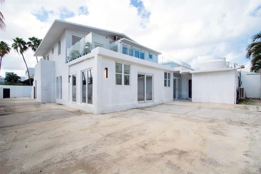 2073 CACIQUE STREET, San Juan, PR 00911