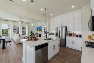 2233 Fort Bliss Street, Mesquite, TX 75149