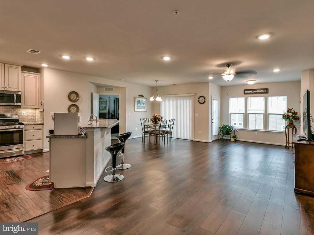 Image 5 of property listing at 2241 JOHN GRAVEL RD #M, Marriottsville, MD 21104