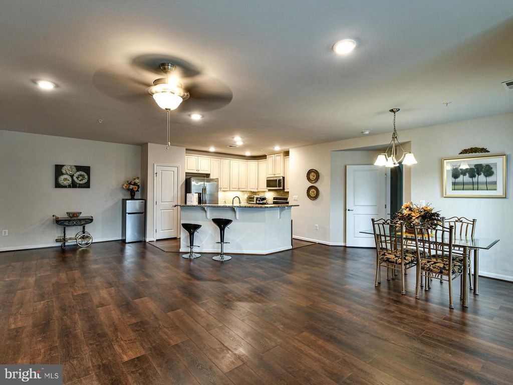 Image 8 of property listing at 2241 JOHN GRAVEL RD #M, Marriottsville, MD 21104