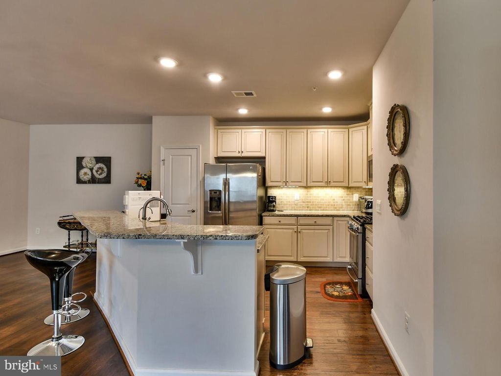 Image 9 of property listing at 2241 JOHN GRAVEL RD #M, Marriottsville, MD 21104