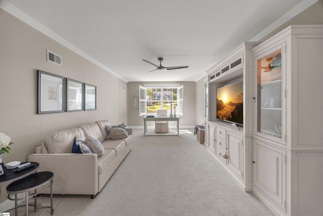 7 Maxfli Court, Travelers Rest, SC 29690