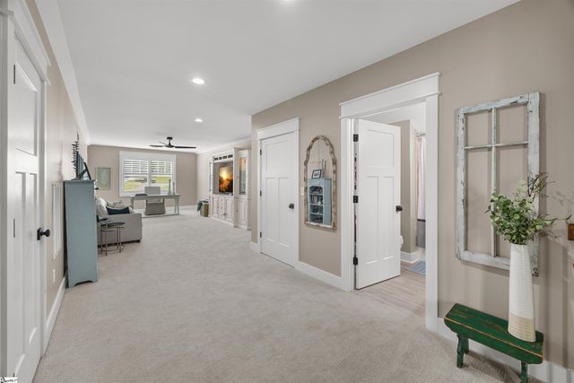 7 Maxfli Court, Travelers Rest, SC 29690